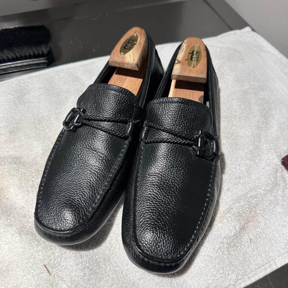 Salvatore Ferragamo Front 4 Driver Size 9EE; Black